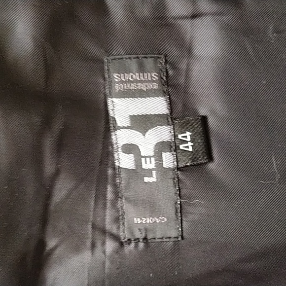 Le 31 Vest with Pocket and Stitching Details - Picture 10 of 12